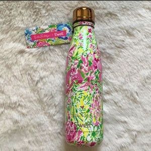 NWT  Lilly Pulitzer Swell in Groves Water Bottle